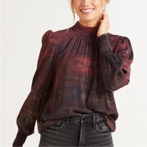 Cloth & Stone Burgundy Tie-Dye Blouse